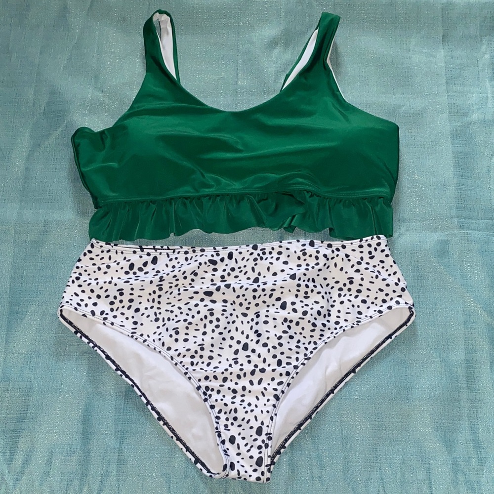 SHEIN Green and Black Polka Dot Bikini